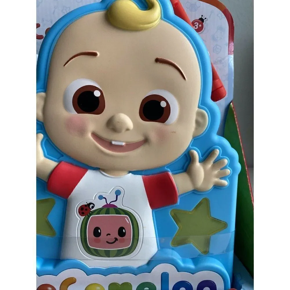 Cocomelon Official Carry Along Figure Case Holds 30‎ Includes 2 Characters New